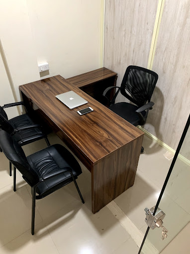 Manages Office Space In Pipliyahana Sqr BI579